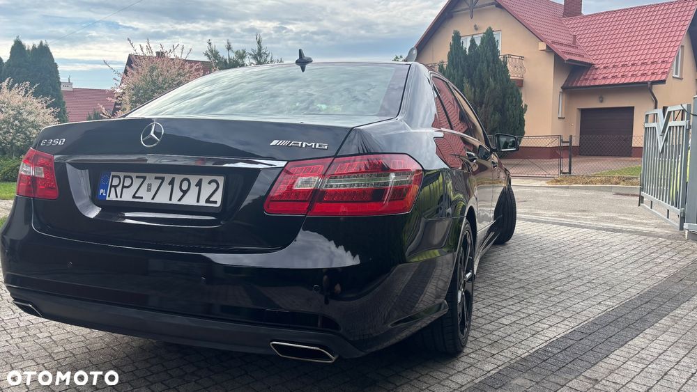 Mercedes-Benz Klasa E 350 7G-TRONIC - 4
