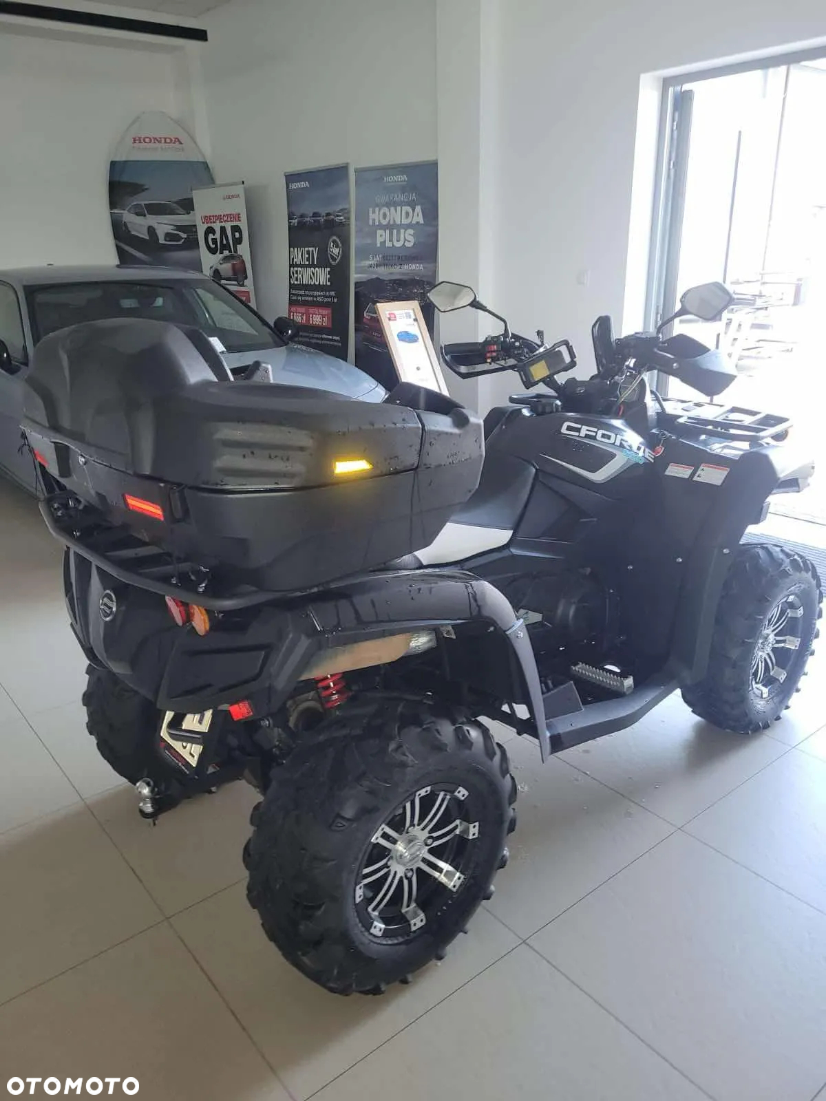 CFMoto CForce - 6