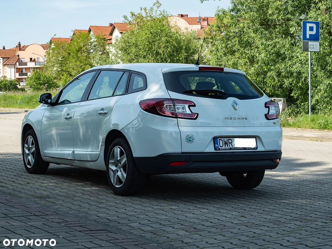 Renault Megane Grandtour ENERGY TCe 115 Start & Stop Authentique - 6