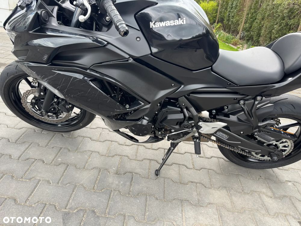Kawasaki Ninja - 21