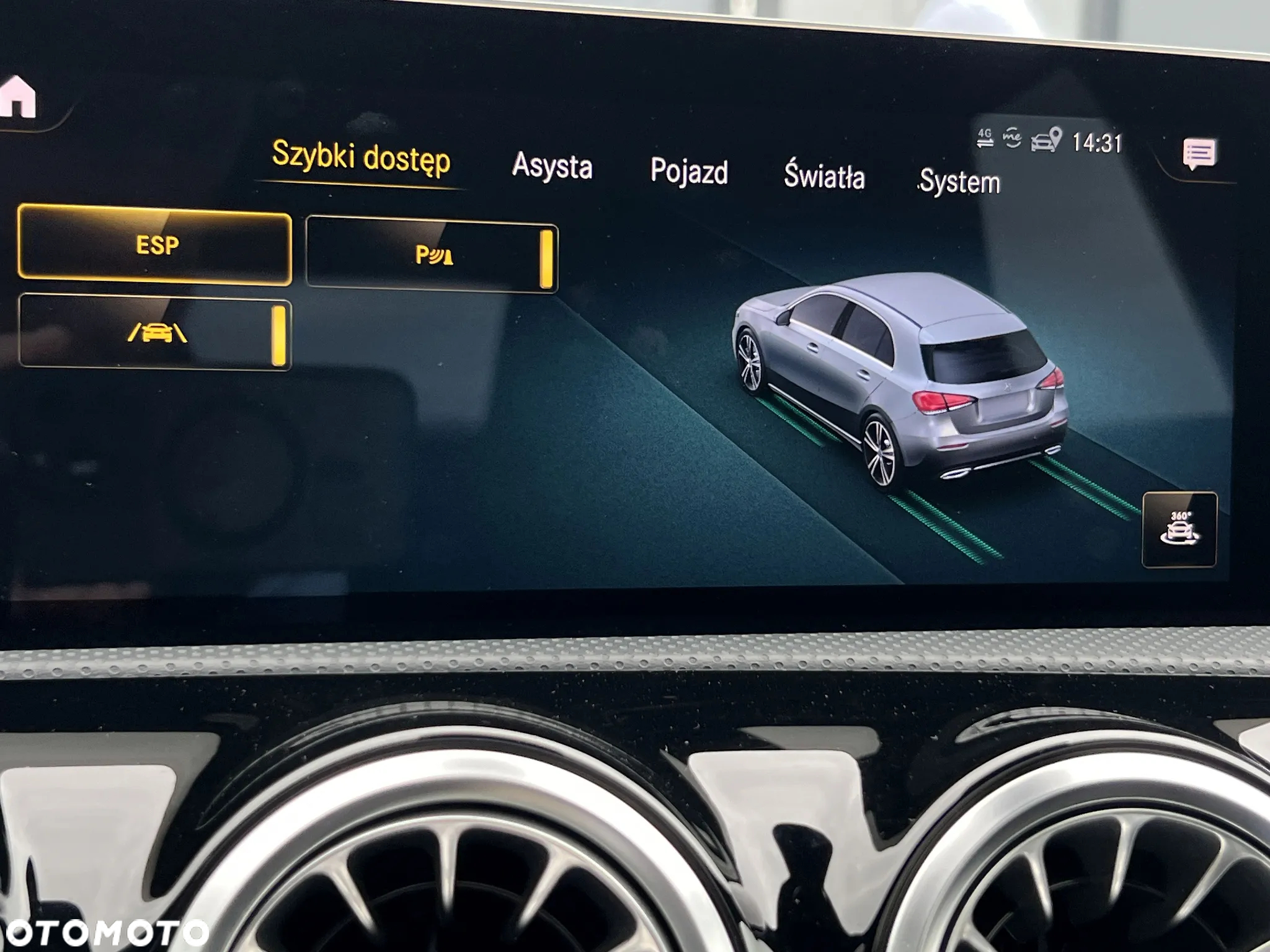 Mercedes-Benz Klasa A 220 4-Matic AMG Line 7G-DCT - 39