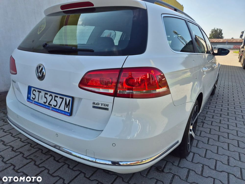 Volkswagen Passat Variant 2.0 TDI DSG BlueMotion Technology Highline - 4