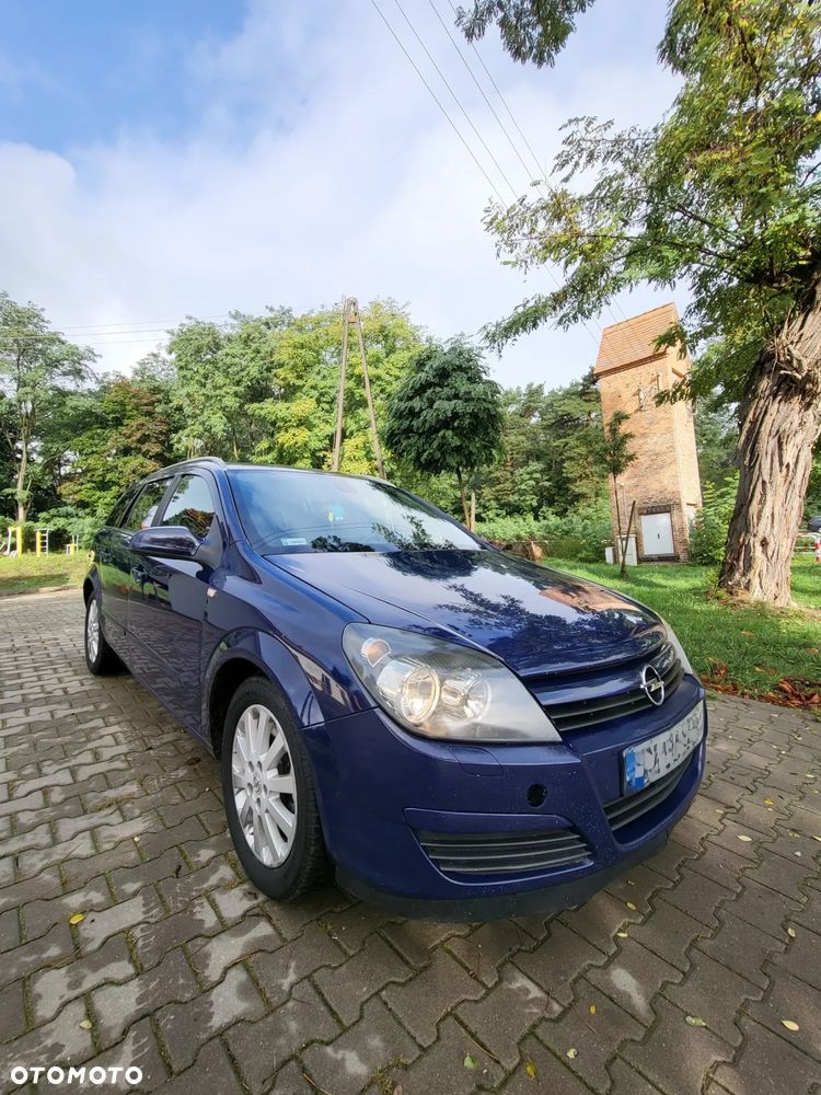 Opel Astra 1.9 CDTI DPF NAVI - 4