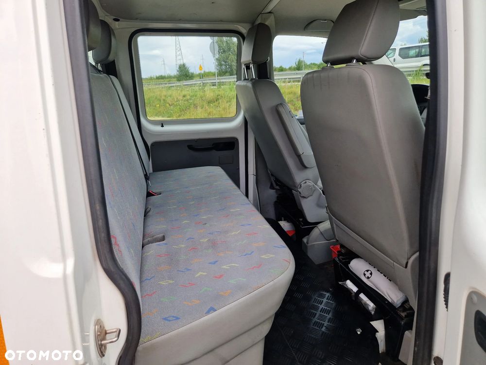 Volkswagen Transporter - 15