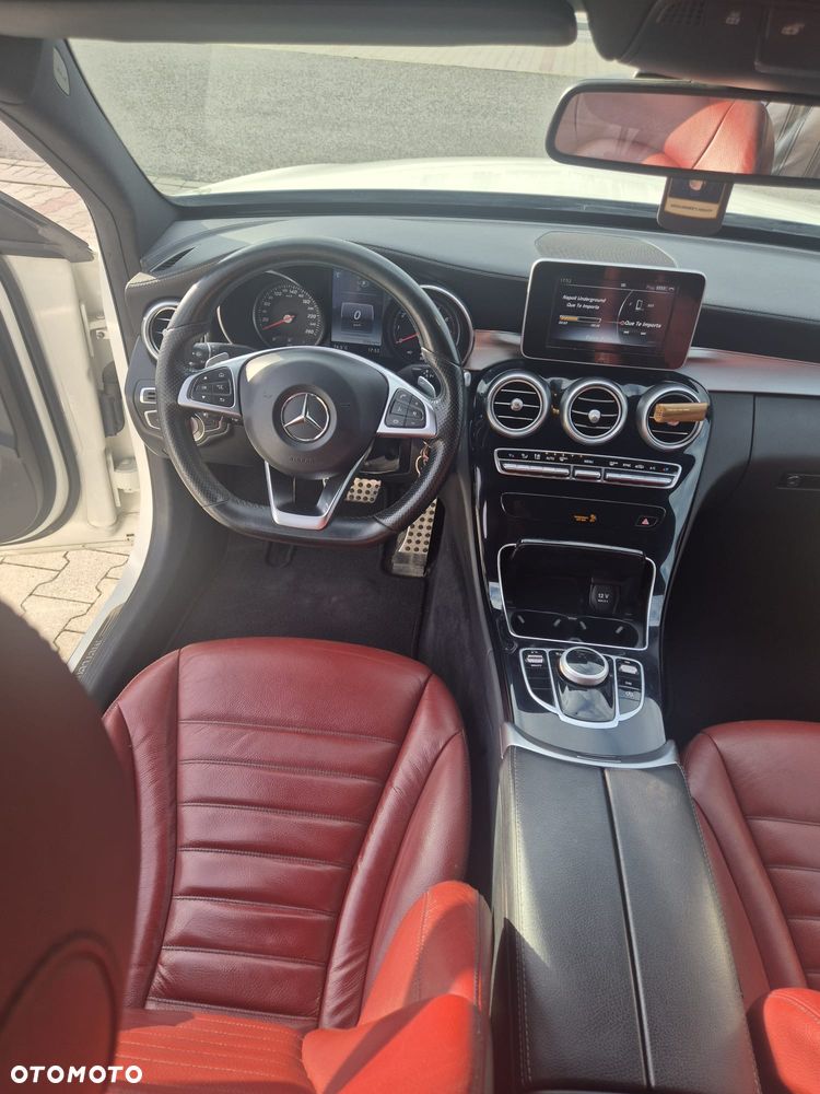 Mercedes-Benz Klasa C 200 7G-TRONIC - 28