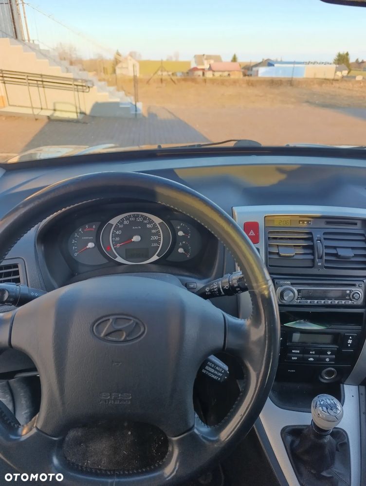 Hyundai Tucson 2.0 CRDi VGT 4WD GLS - 7