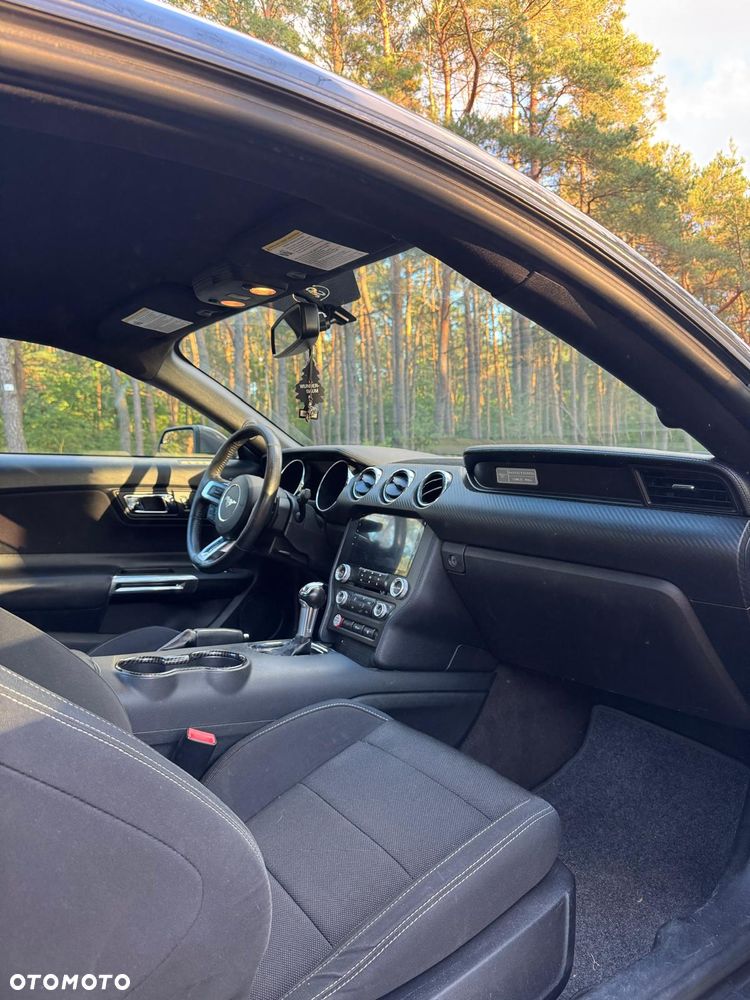 Ford Mustang 3.7 V6 - 11