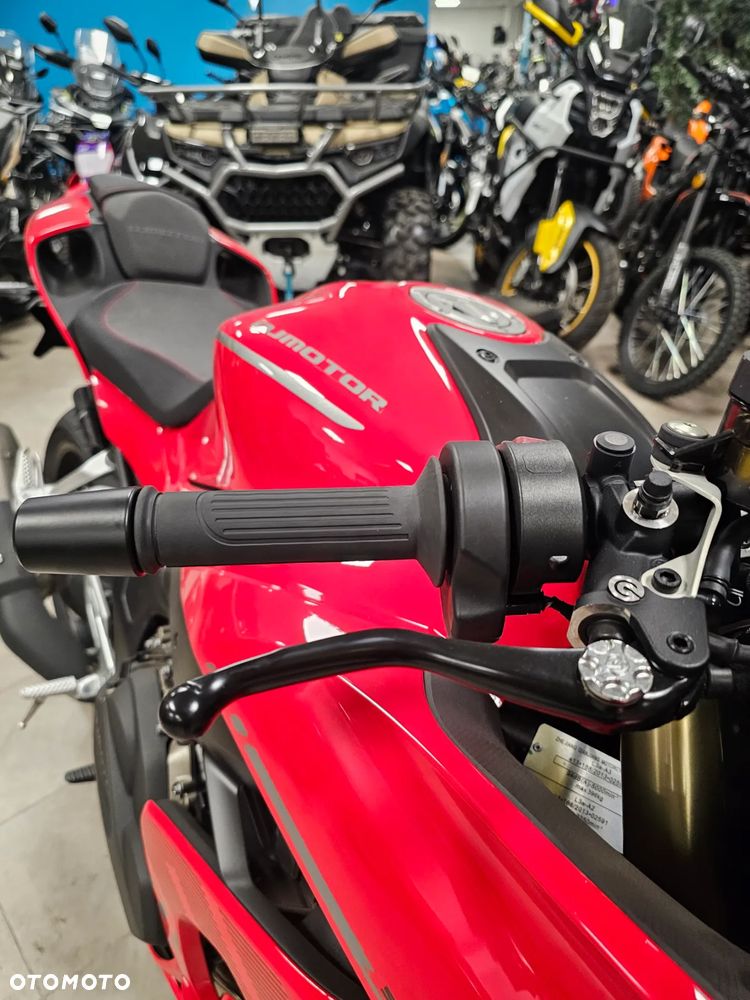 QJMOTOR SRK 800RR - 8