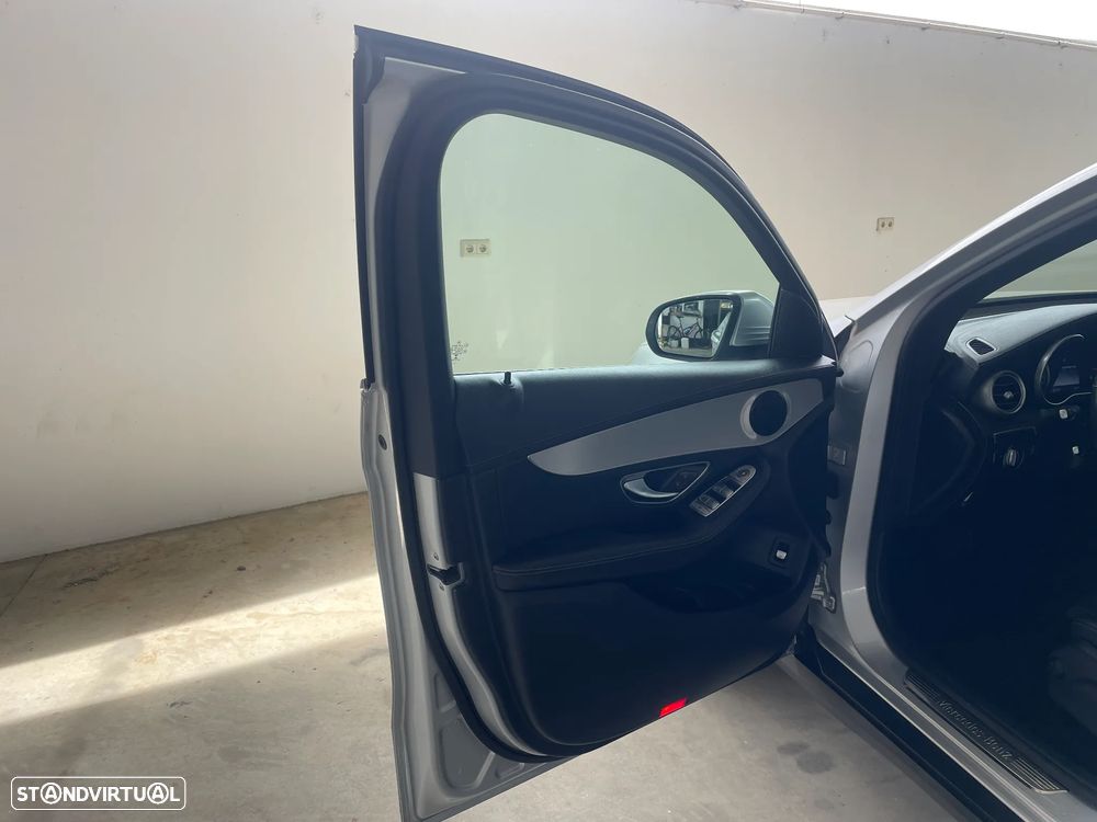 Mercedes-Benz GLC 250 d 4Matic 9G-TRONIC Exclusive - 9