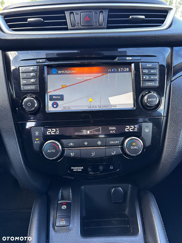Nissan Qashqai 1.2 DIG-T N-Vision - 39