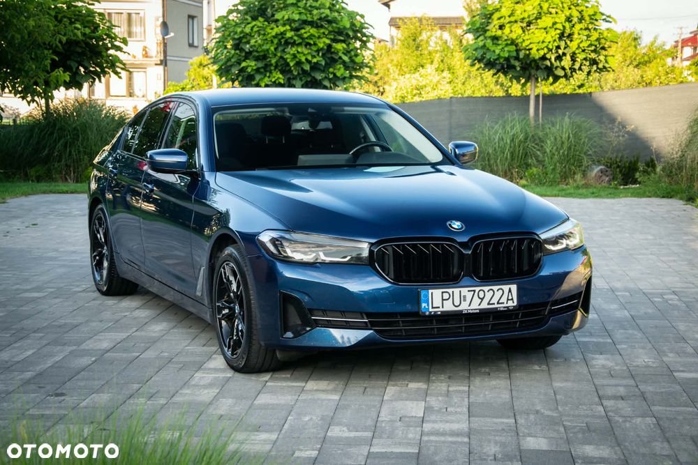 BMW Seria 5 520d MHEV - 13