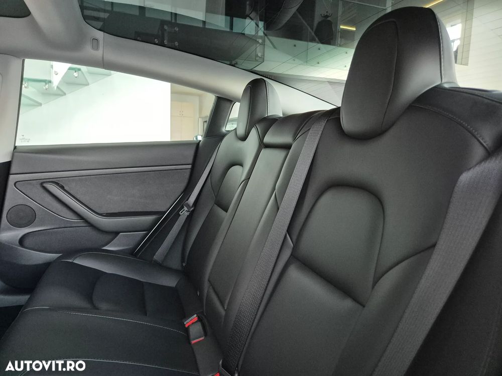 Tesla Model 3 Langstreckenbatterie Allradantrieb Dual Motor - 12