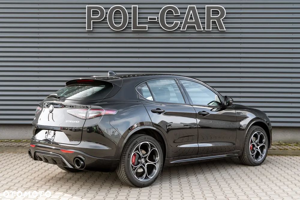 Alfa Romeo Stelvio 2.0 Turbo Veloce Q4 - 13
