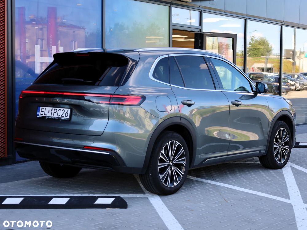 Geely Starray EM-i 1.5 PHEV Max - 22