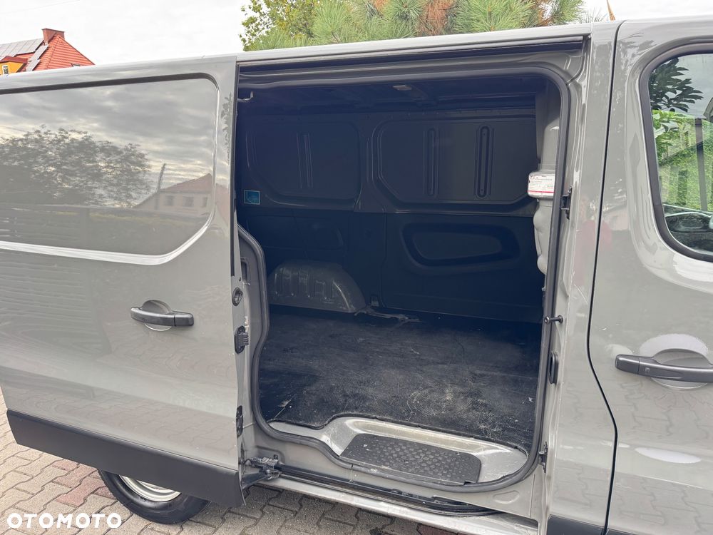 Renault Trafic - 29
