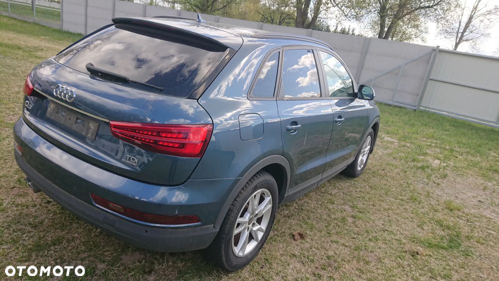 Audi Q3 2.0 TDI Sport S tronic - 4