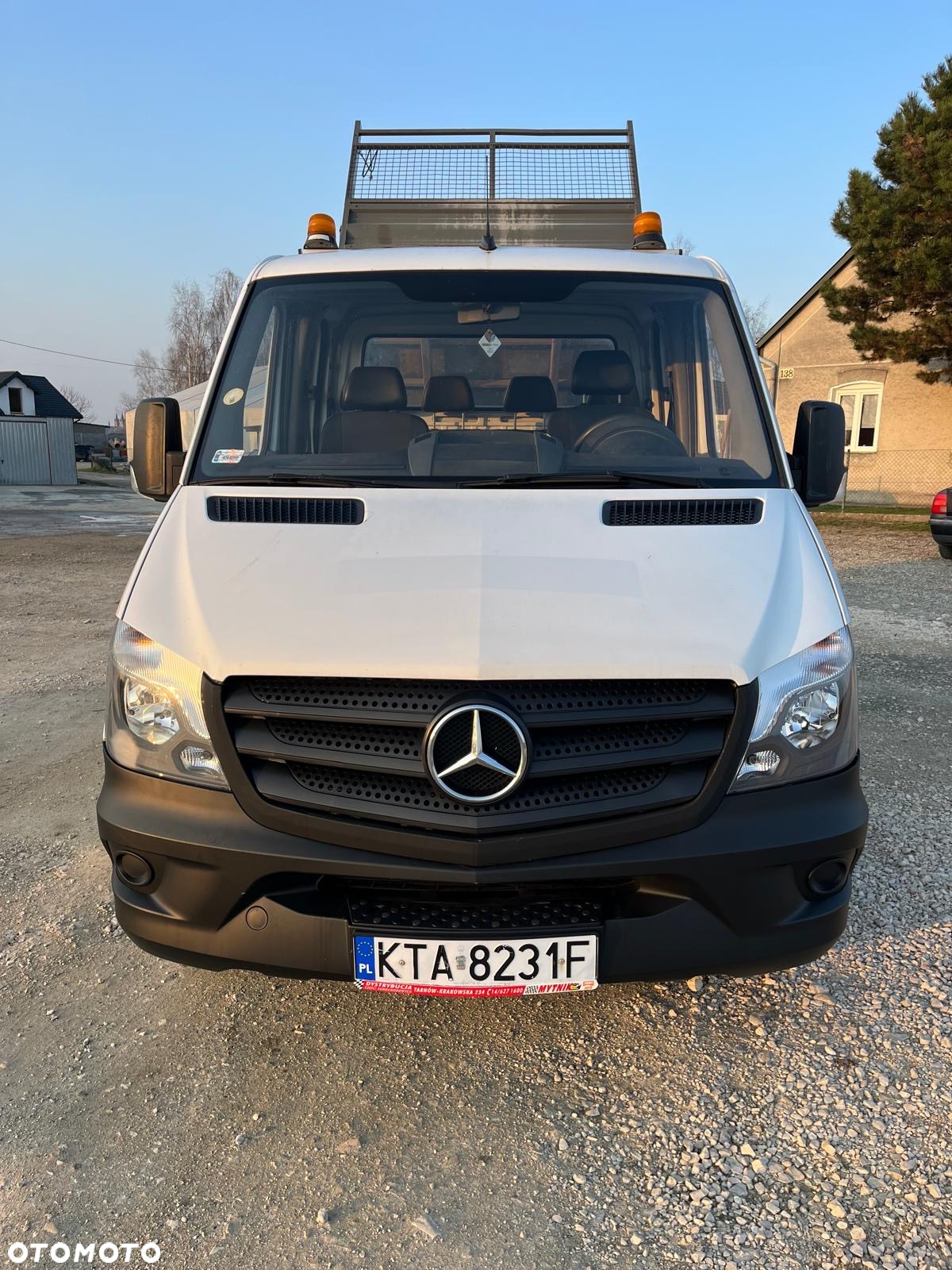 Mercedes-Benz 513 - 2