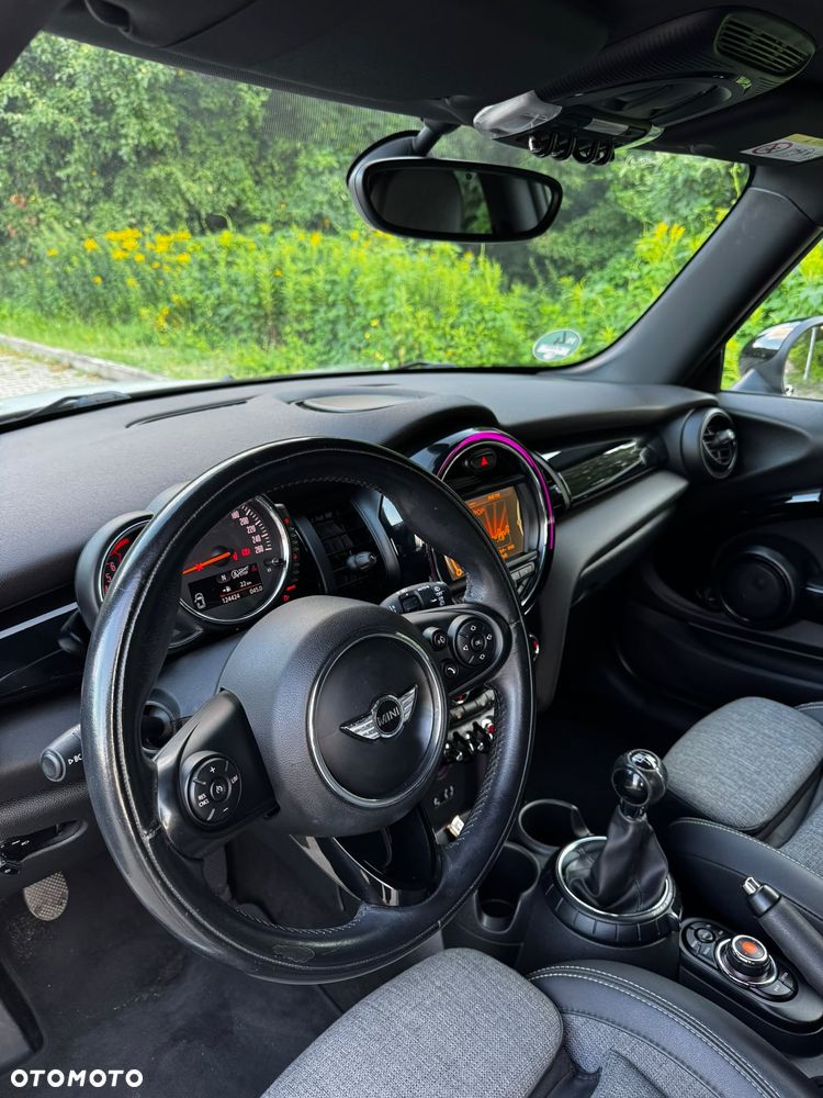 MINI Cooper Seven Chili - 7