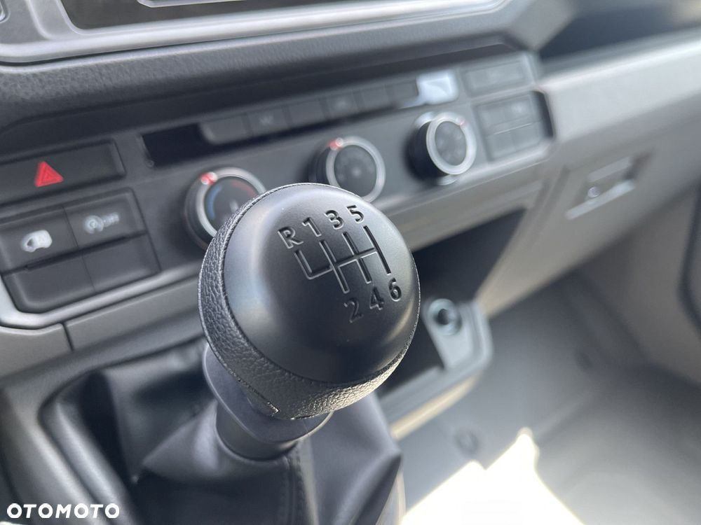 Volkswagen Crafter - 16