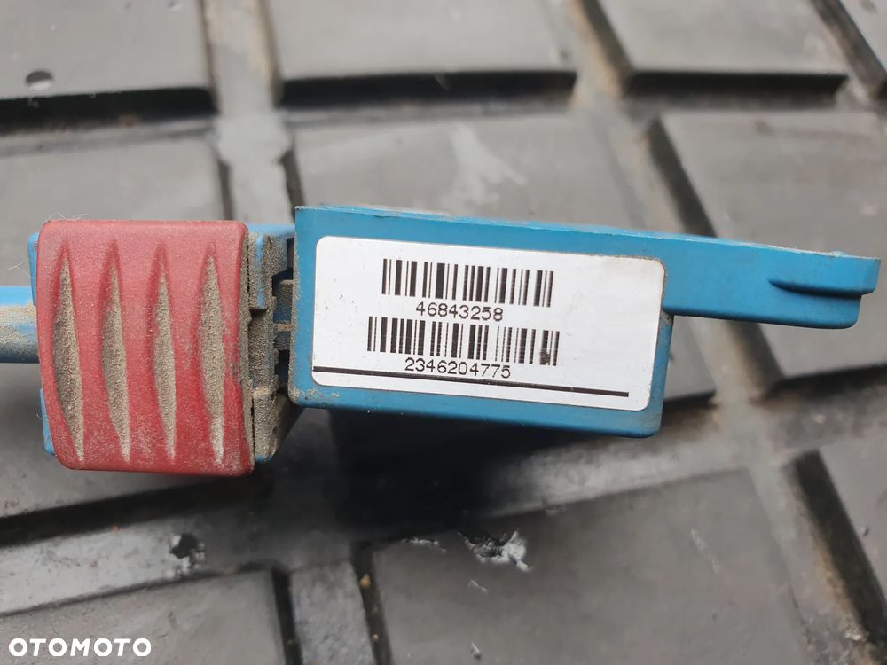 Fiat Doblo II (2005-), Lancia Ypsilon (2003-) czujnik zderzenia OE 46843258 - 4