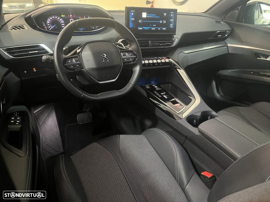 Peugeot 5008 1.5 BlueHDi Allure Pack EAT8 - 24