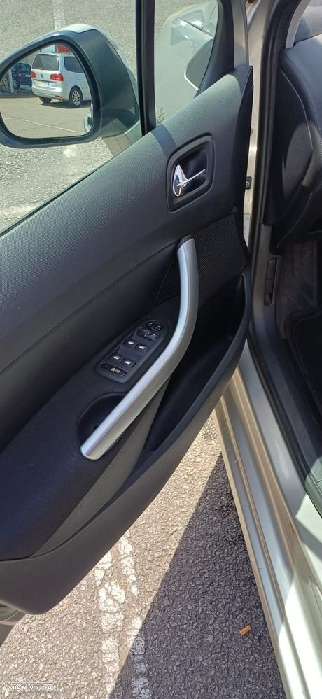 Peugeot 308 SW 1.6 HDi Executive CVM6 - 5