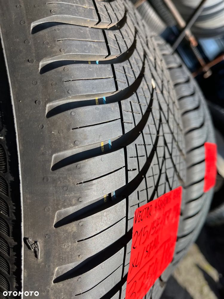 215 55 17 Goodyear Vector 4 Seasons Gen-3 98 W XL 2szt. - 2