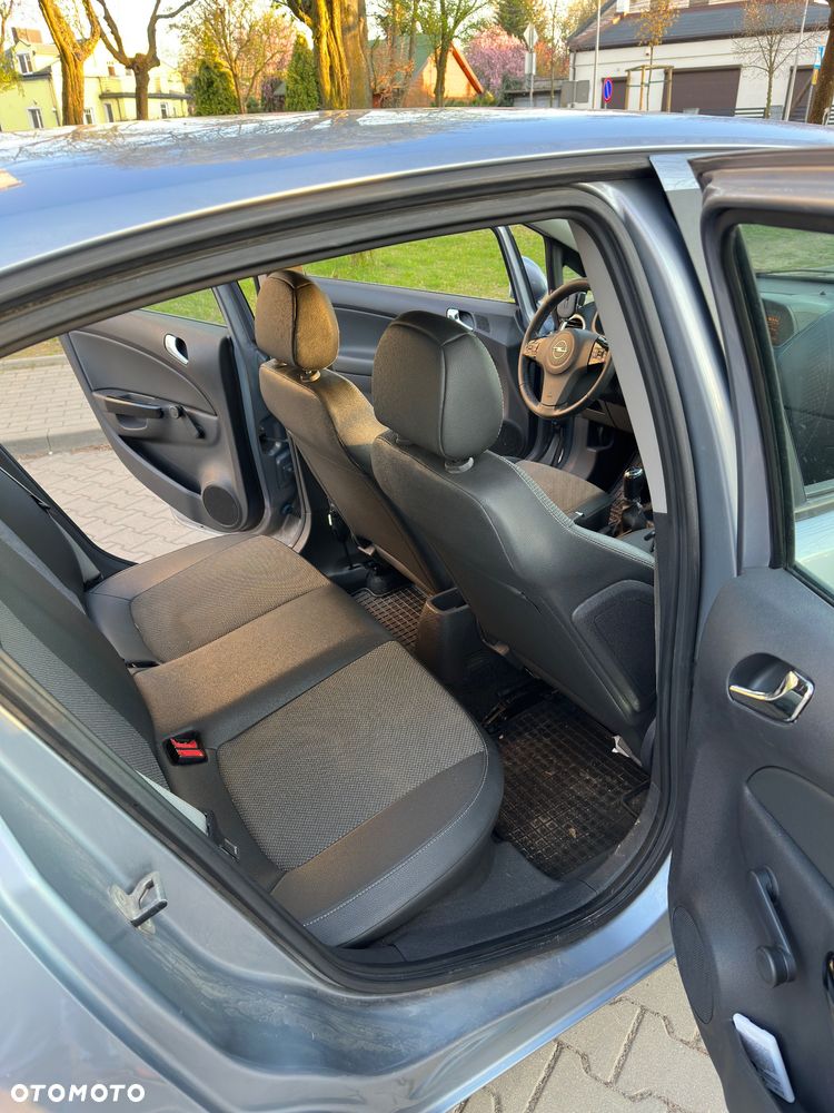 Opel Corsa 1.3 CDTI - 11