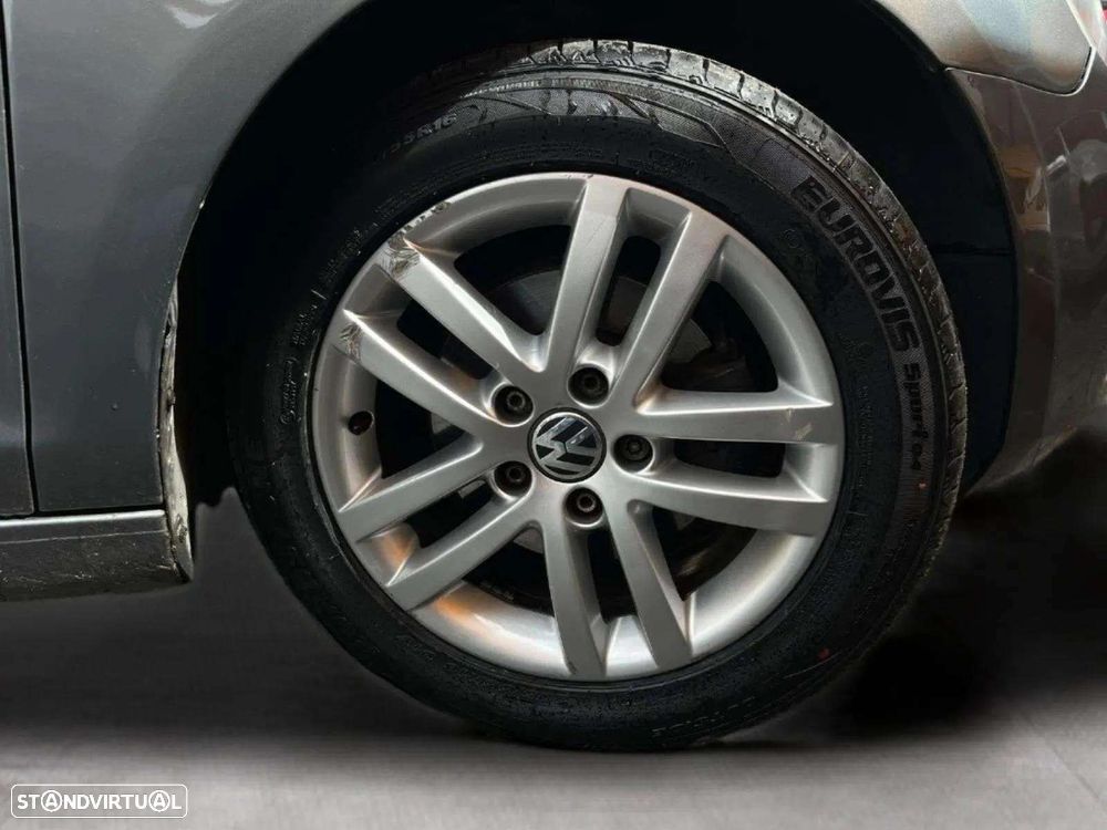 VW Golf 1.6 TDi Confortline - 13