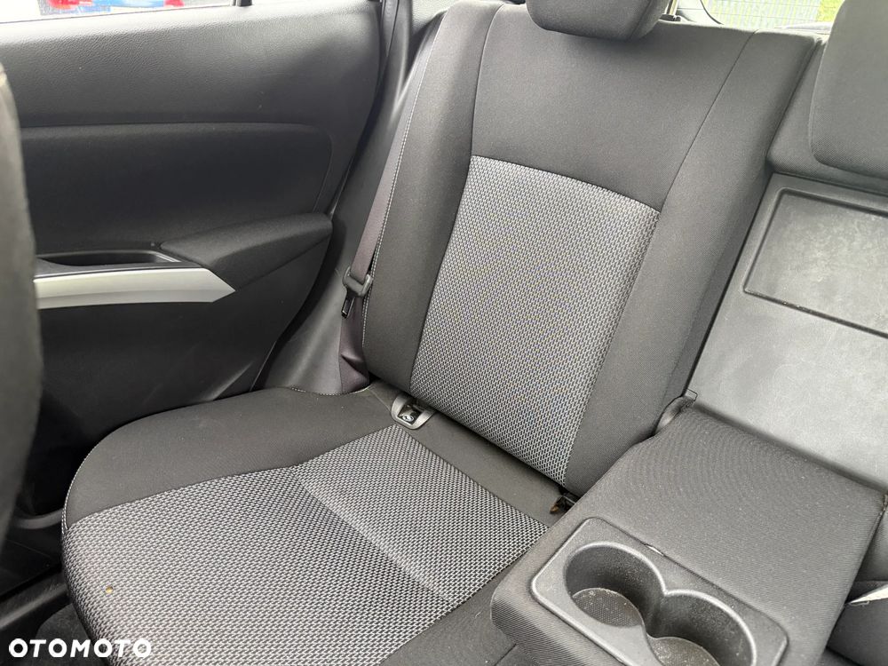 Suzuki SX4 S-Cross 1.6 DDiS Comfort - 19