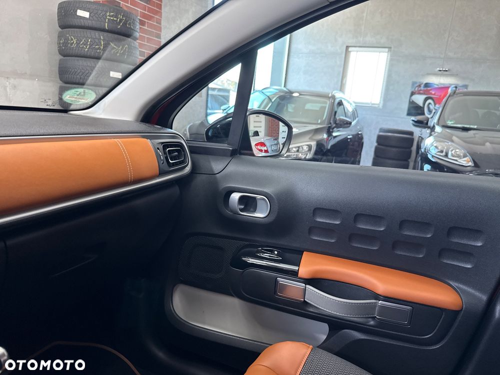Citroën C3 1.2 PureTech Exclusive - 26
