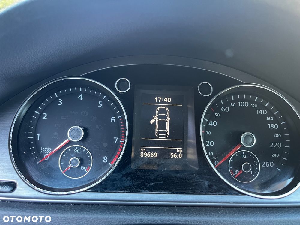 Volkswagen Passat 1.4 TSI BMT Comfortline - 8