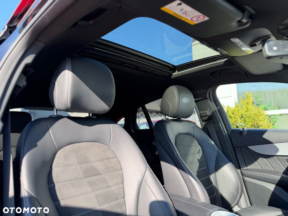 Mercedes-Benz GLC 220 d 4Matic 9G-TRONIC AMG Line Plus - 9