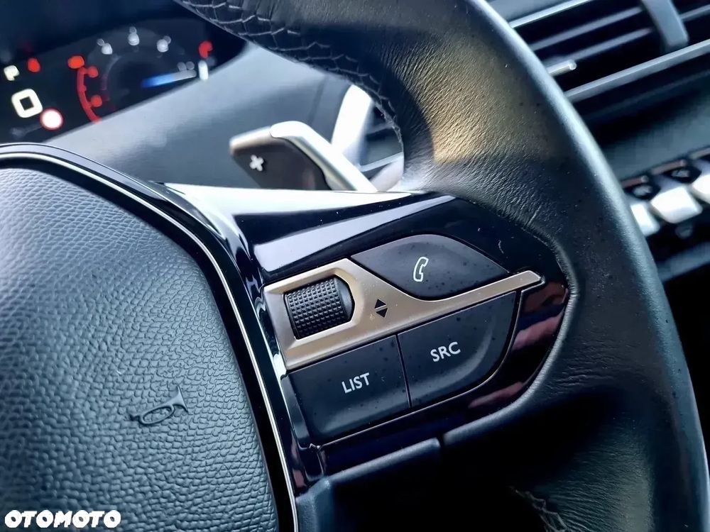 Peugeot 5008 BlueHDI 120 EAT6 Stop & Start Allure - 20