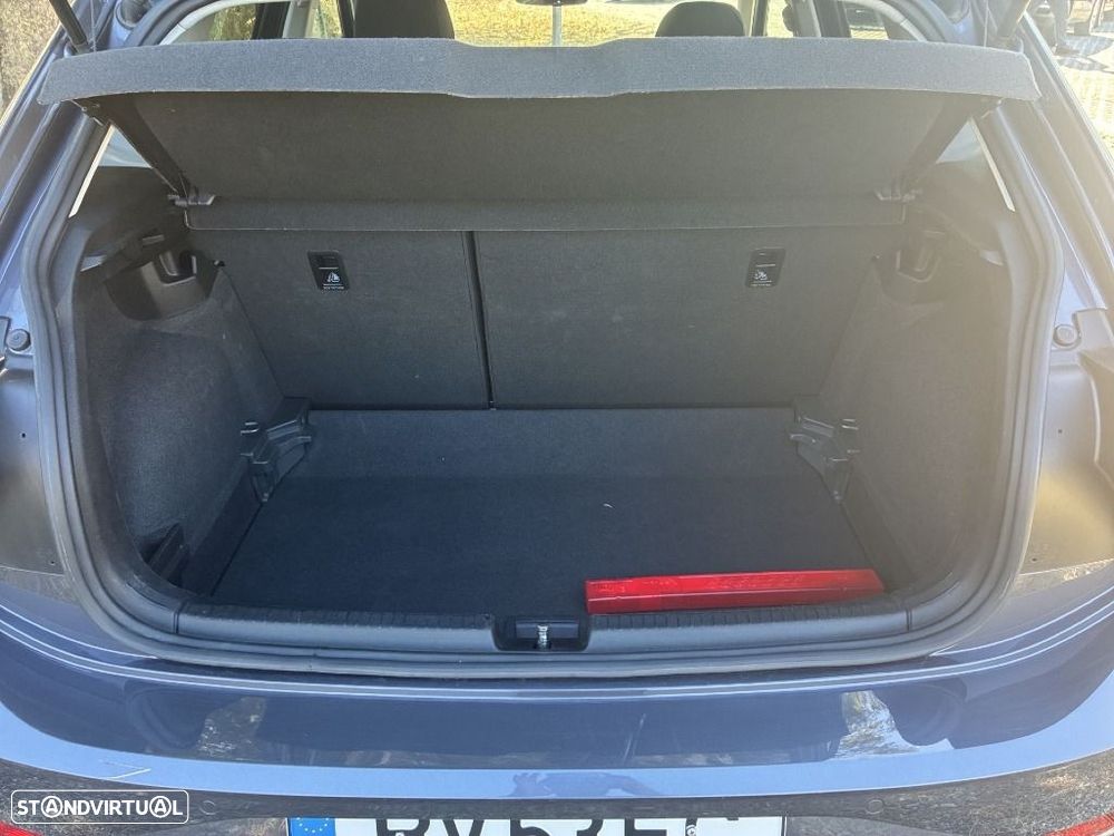 VW Polo 1.0 TSI Urban DSG - 18