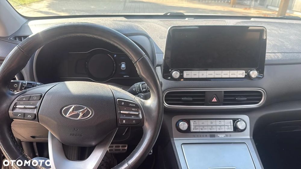 Hyundai Kona - 14