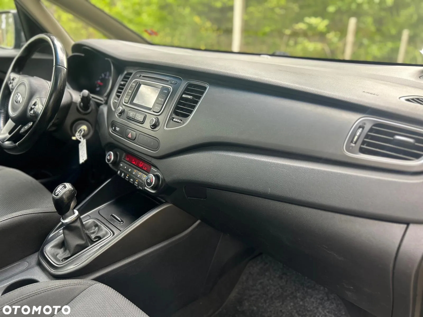 Kia Carens 1.7 CRDi L - 21