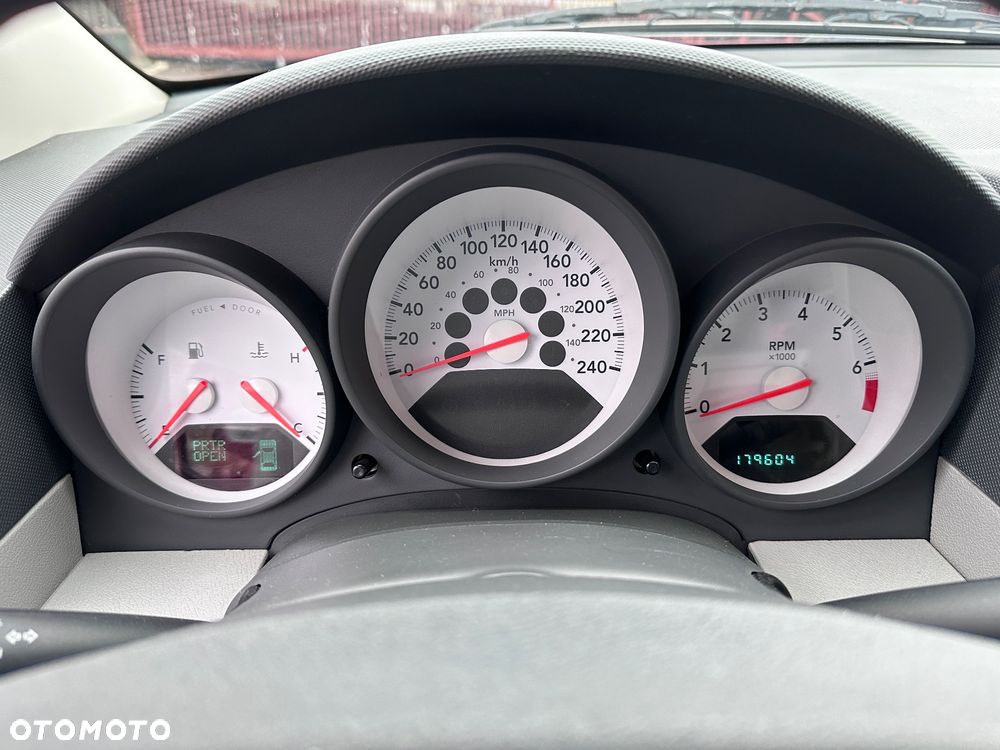 Dodge Caliber 1.8 SE - 16