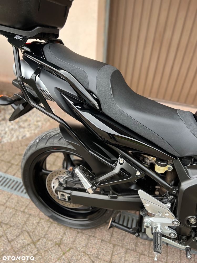 Yamaha FZ6 - 11