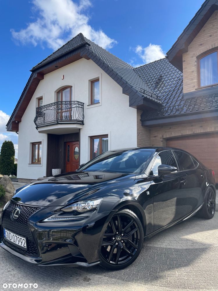 Lexus IS 200t F Sport - 2