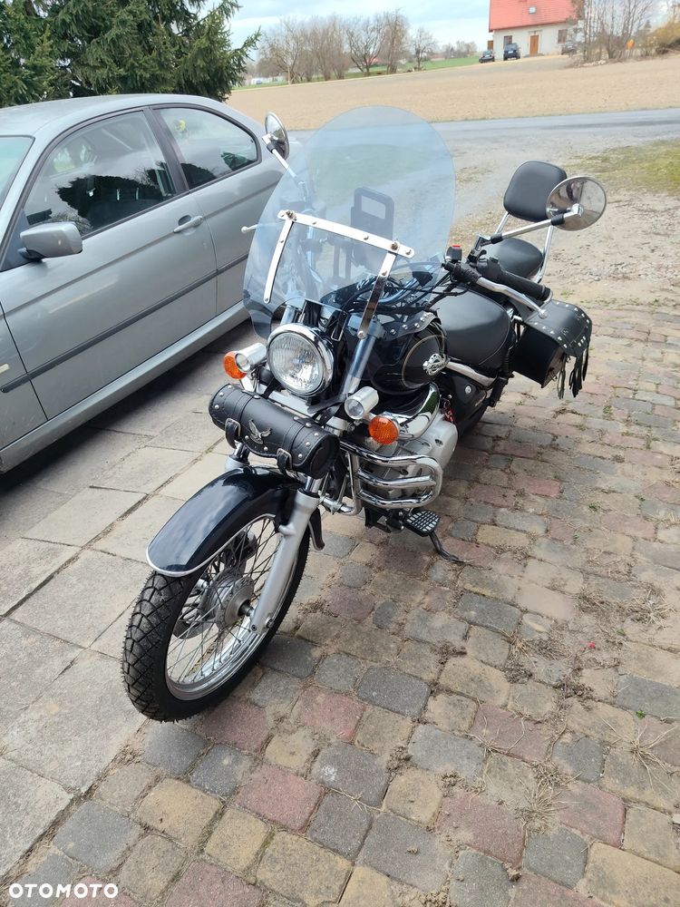 Suzuki Intruder - 12