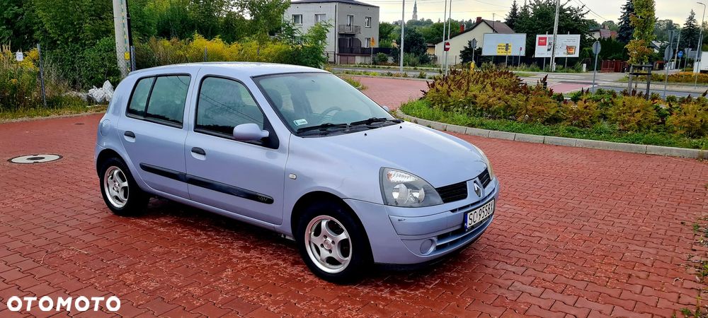 Renault Clio 1.2 16V Confort Dynamique - 9
