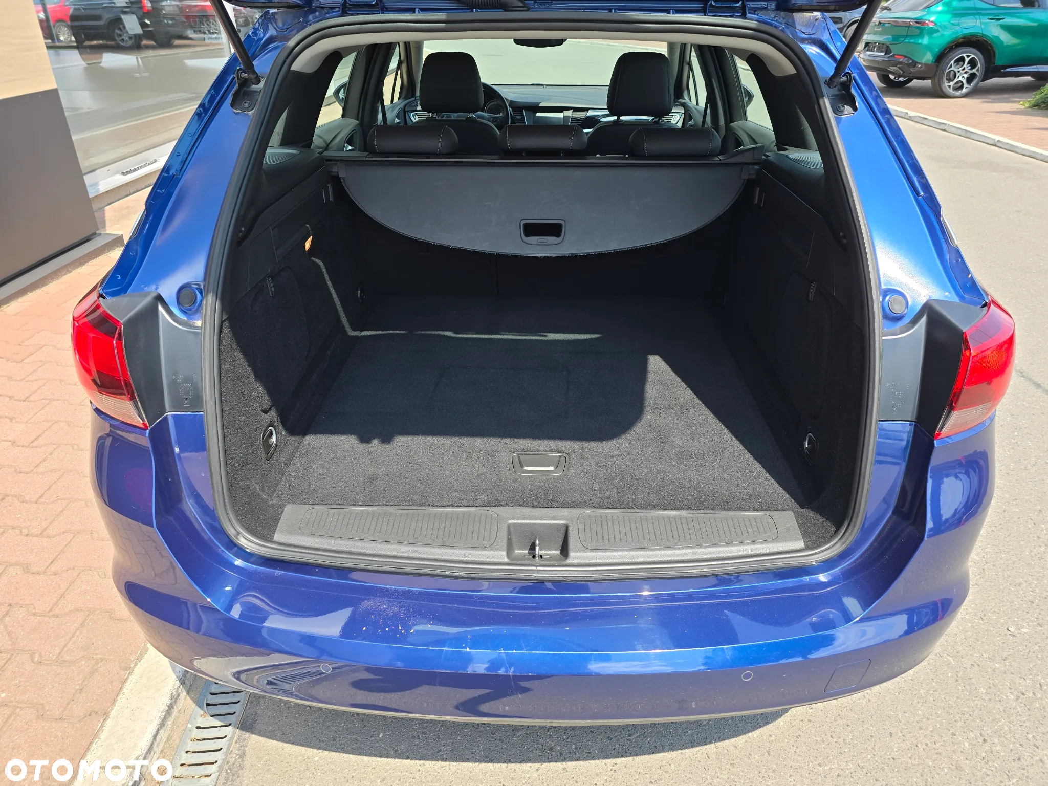 Opel Astra 1.5 D Start/Stop Sports Tourer Business Edition - 13