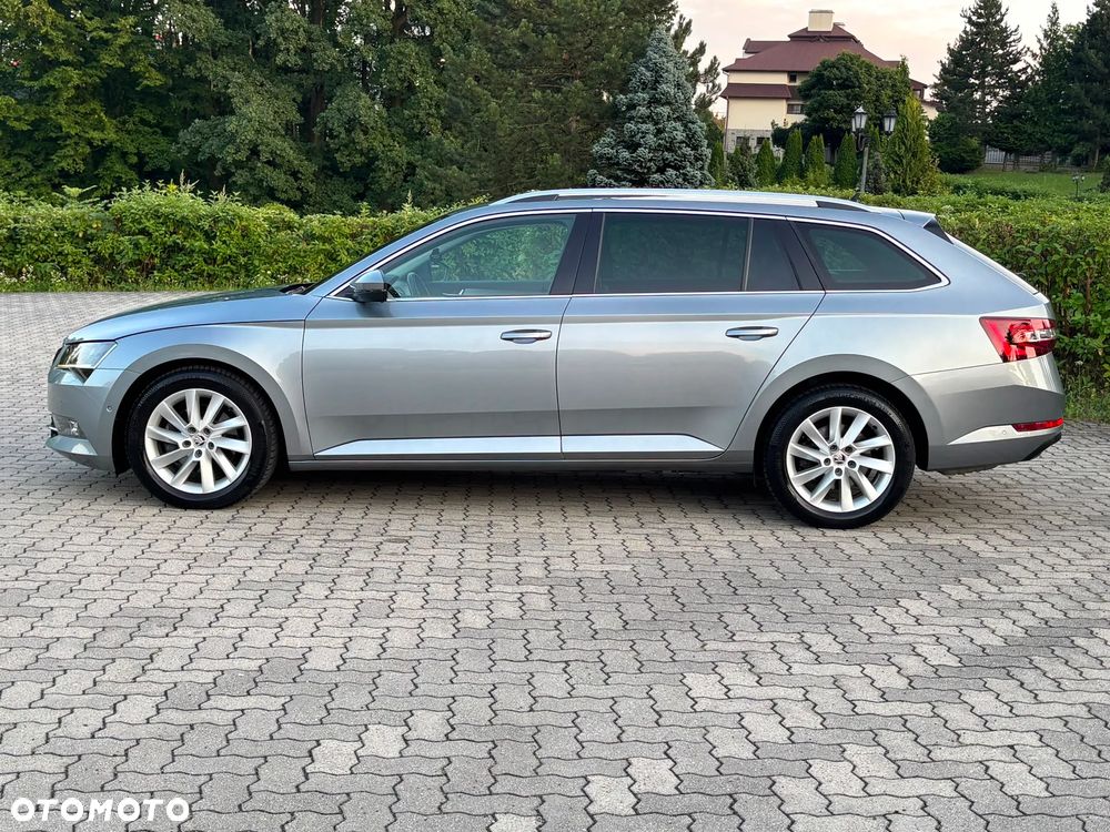 Skoda Superb 2.0 TDI 4x4 Style DSG - 5