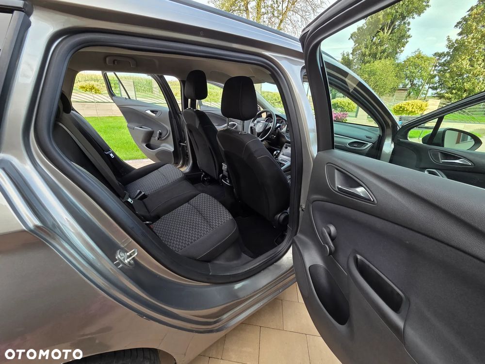 Opel Astra - 14