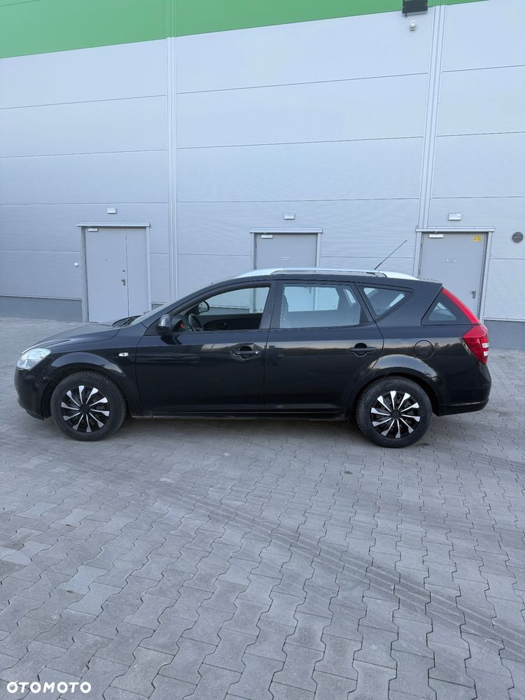 Kia Ceed Cee'd 1.4 Comfort + - 8