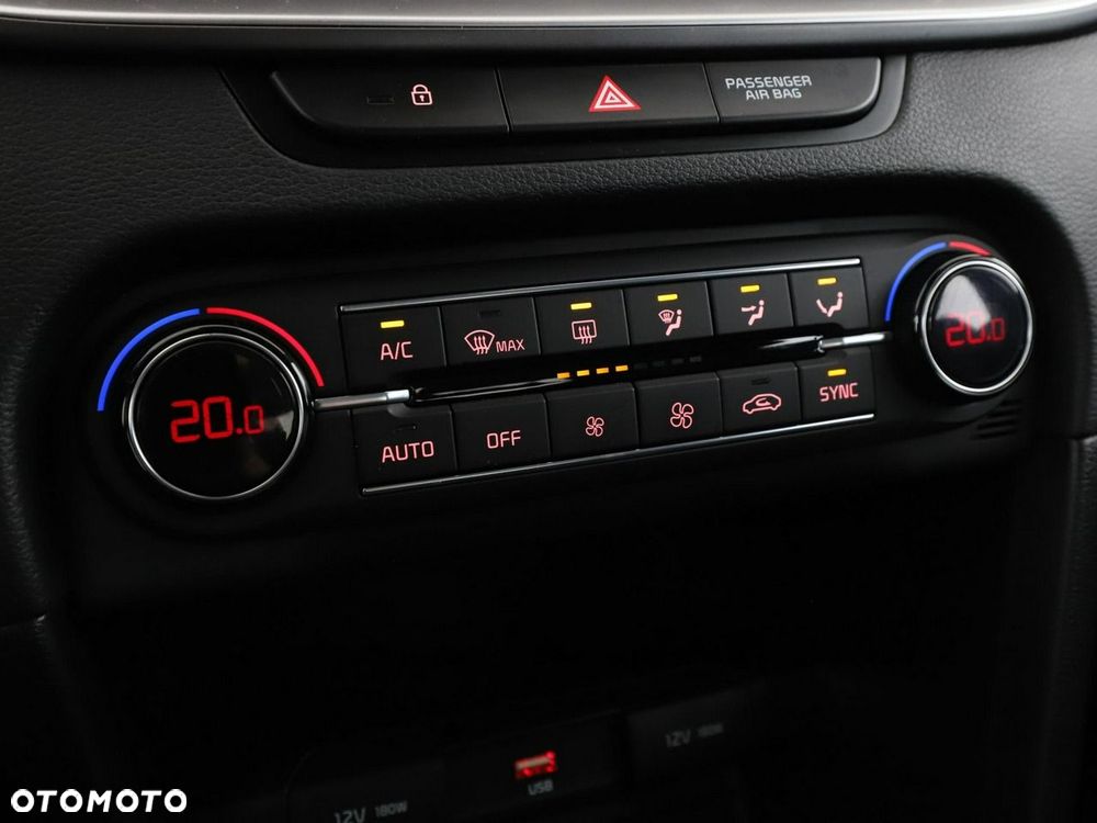 Kia XCeed 1.0 T-GDI M - 26
