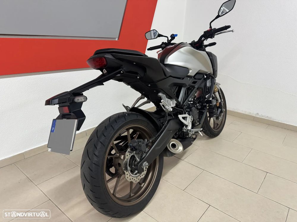 Honda CB 125 R - 2