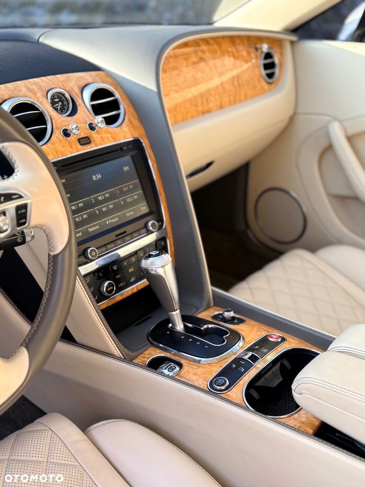 Bentley Continental GT V8 Convertible - 14