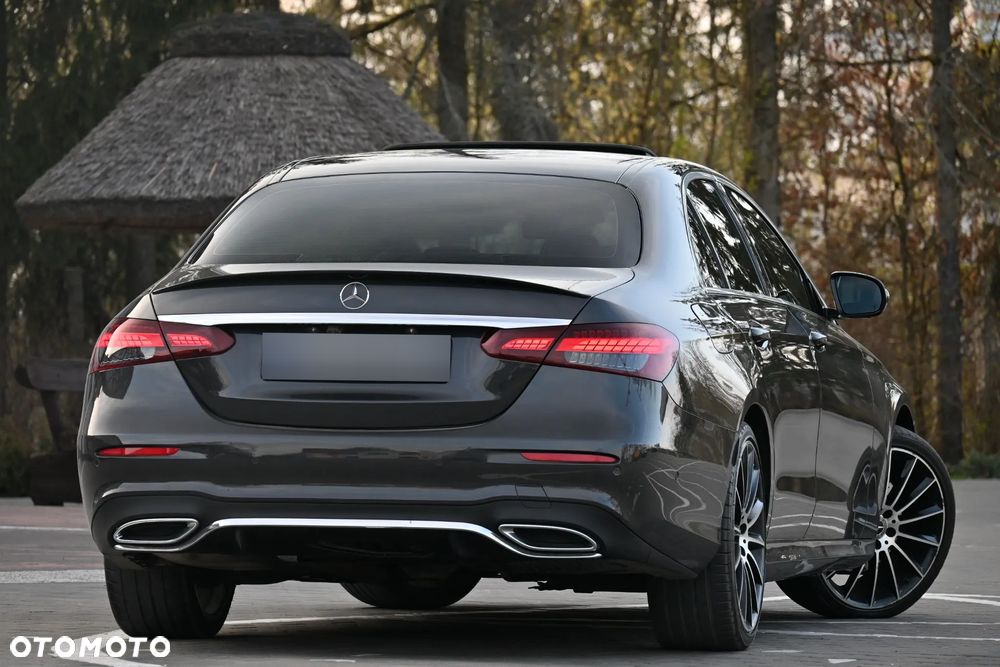 Mercedes-Benz Klasa E 220 d 9G-TRONIC AMG Line - 20